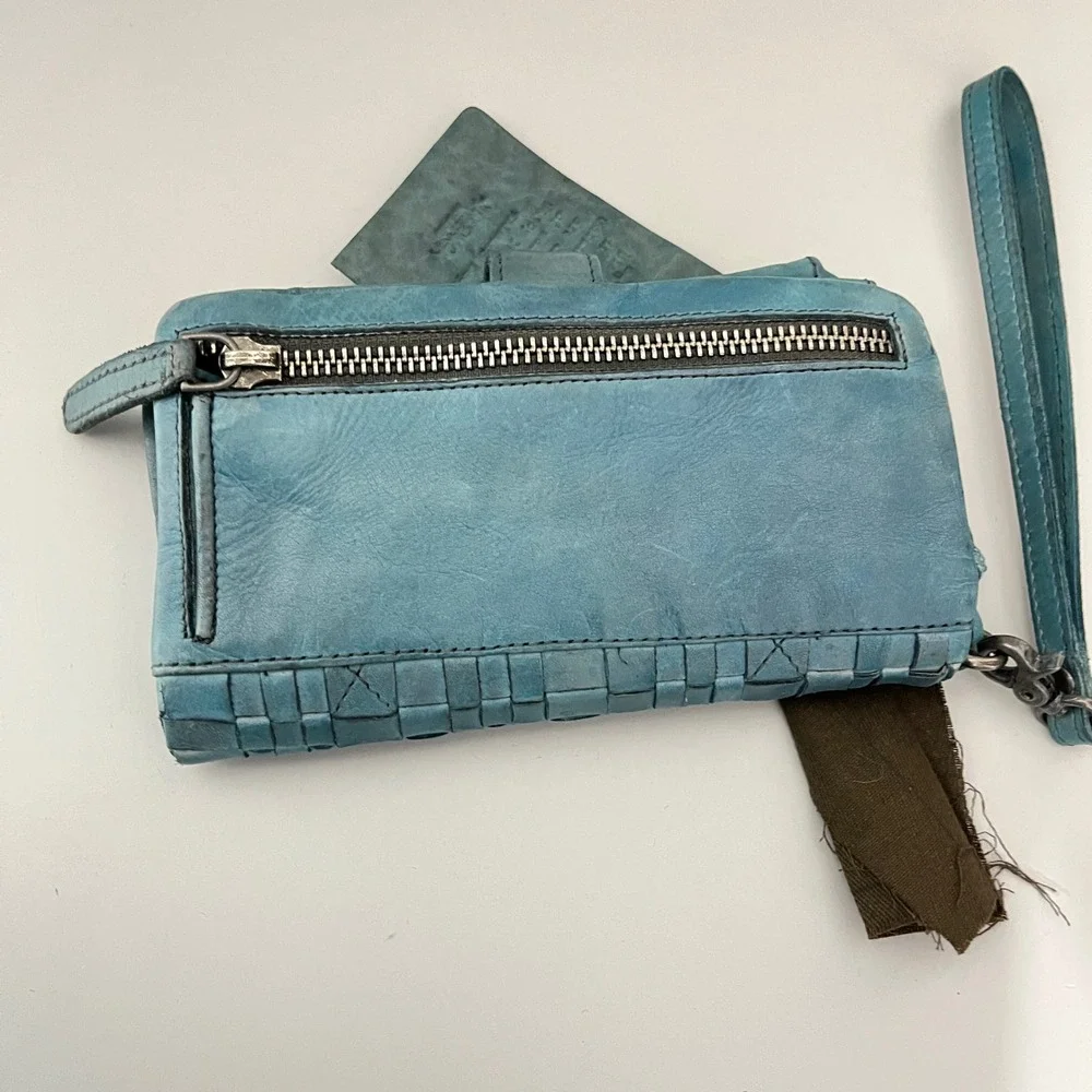 Vilenca Holland Woven Leather Wristlet Wallet  Blue Distressed Boho‎